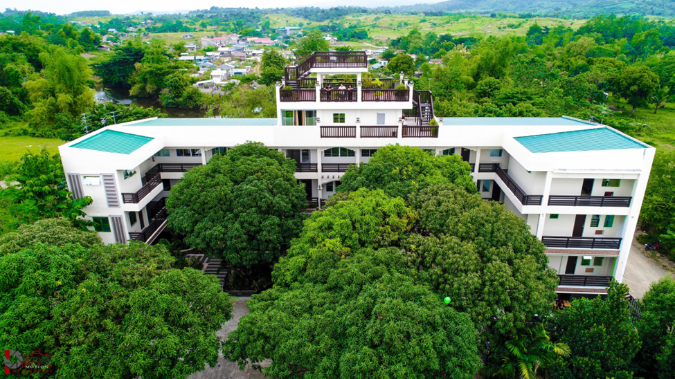 Villa Esmeralda Bryan's Resort, Palayan City